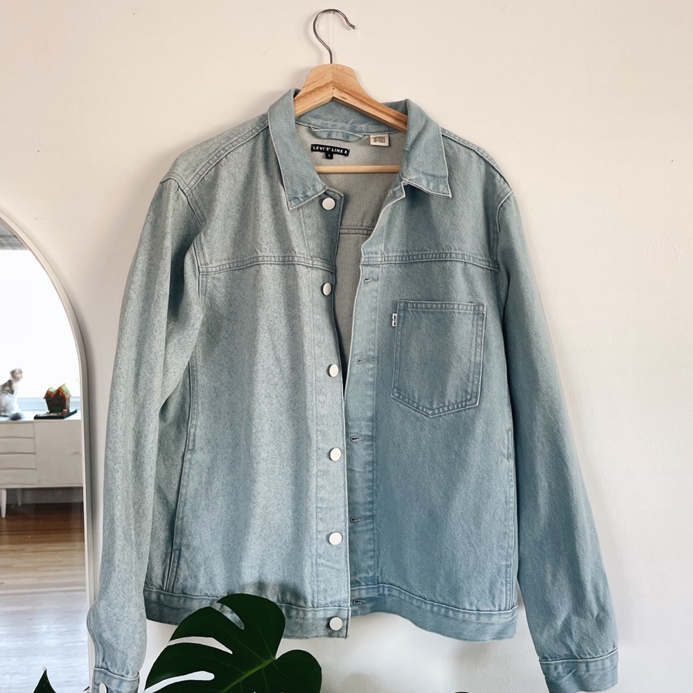 Levi’s denim jacket - Picture 1 of 6
